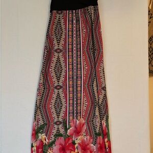 Apt. 9 Black and Red Geometric Floral Maxi Skirt